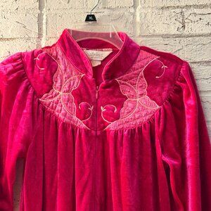 ✨ Vintage Sabrina Pink Velour Zip-Front Robe | Embroidered Lounge Housecoat | M